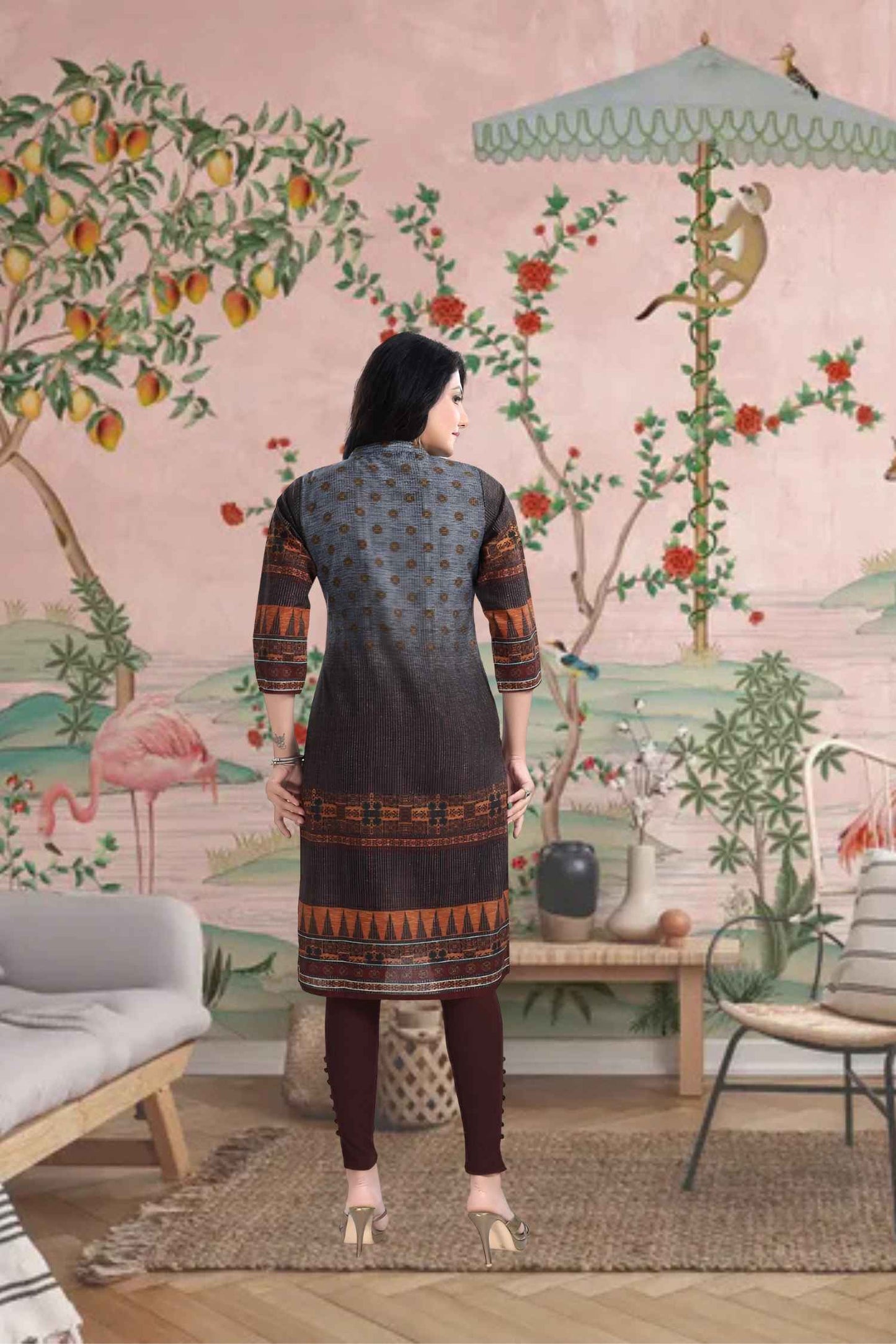 Back seams mapping where sunlight got trapped in the weave