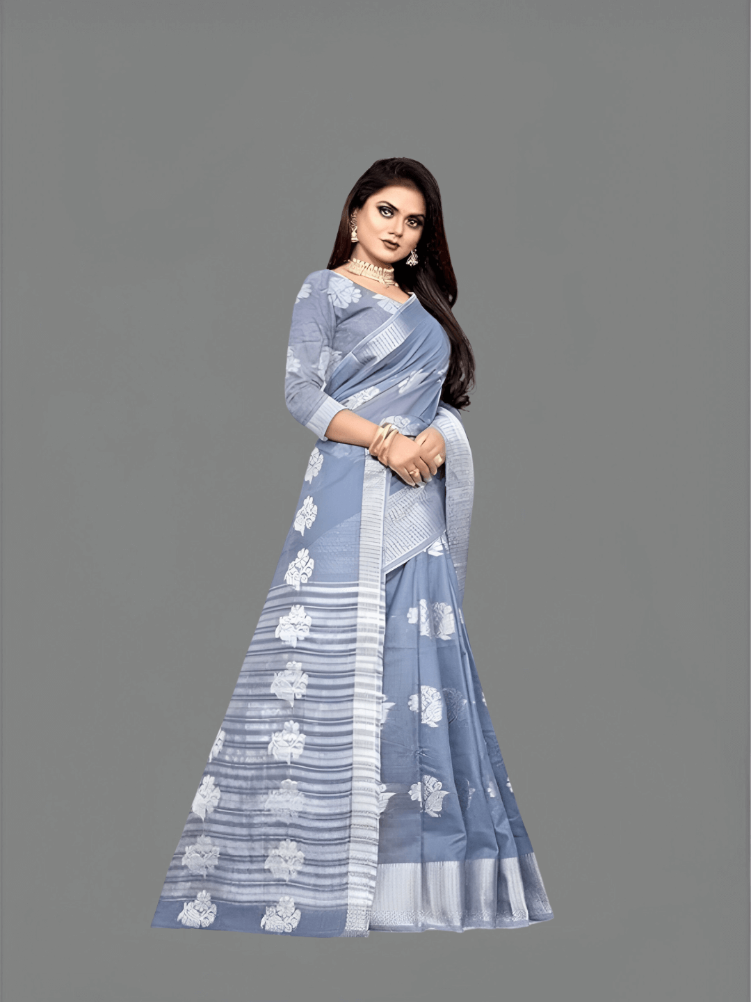 Professional drape style for grey cotton silk saree with pleated pallu