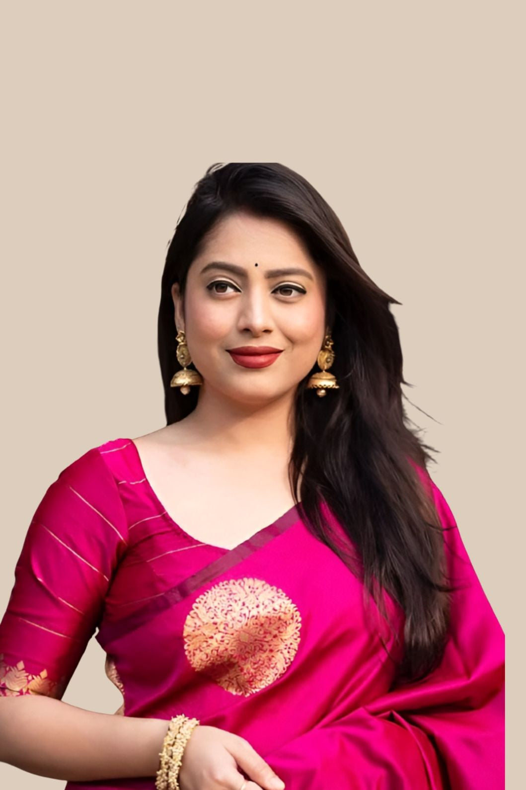 Front view of pink silk printed saree in royal setting