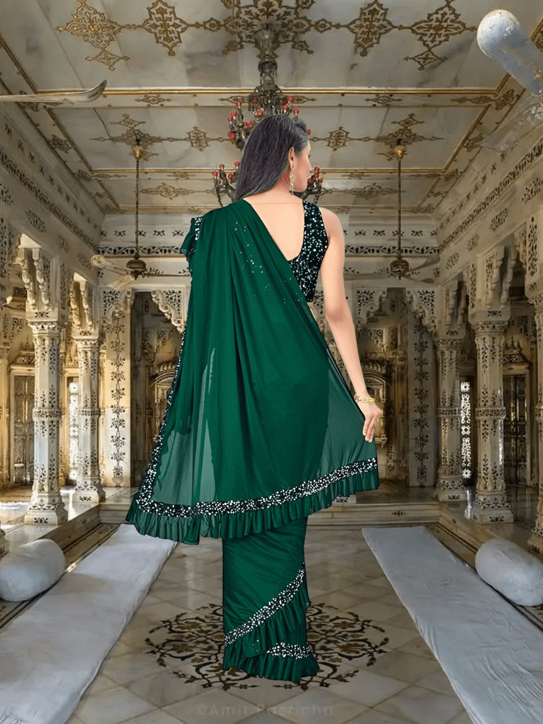 Stretch test of green Lycra saree – wrinkle-free fabric