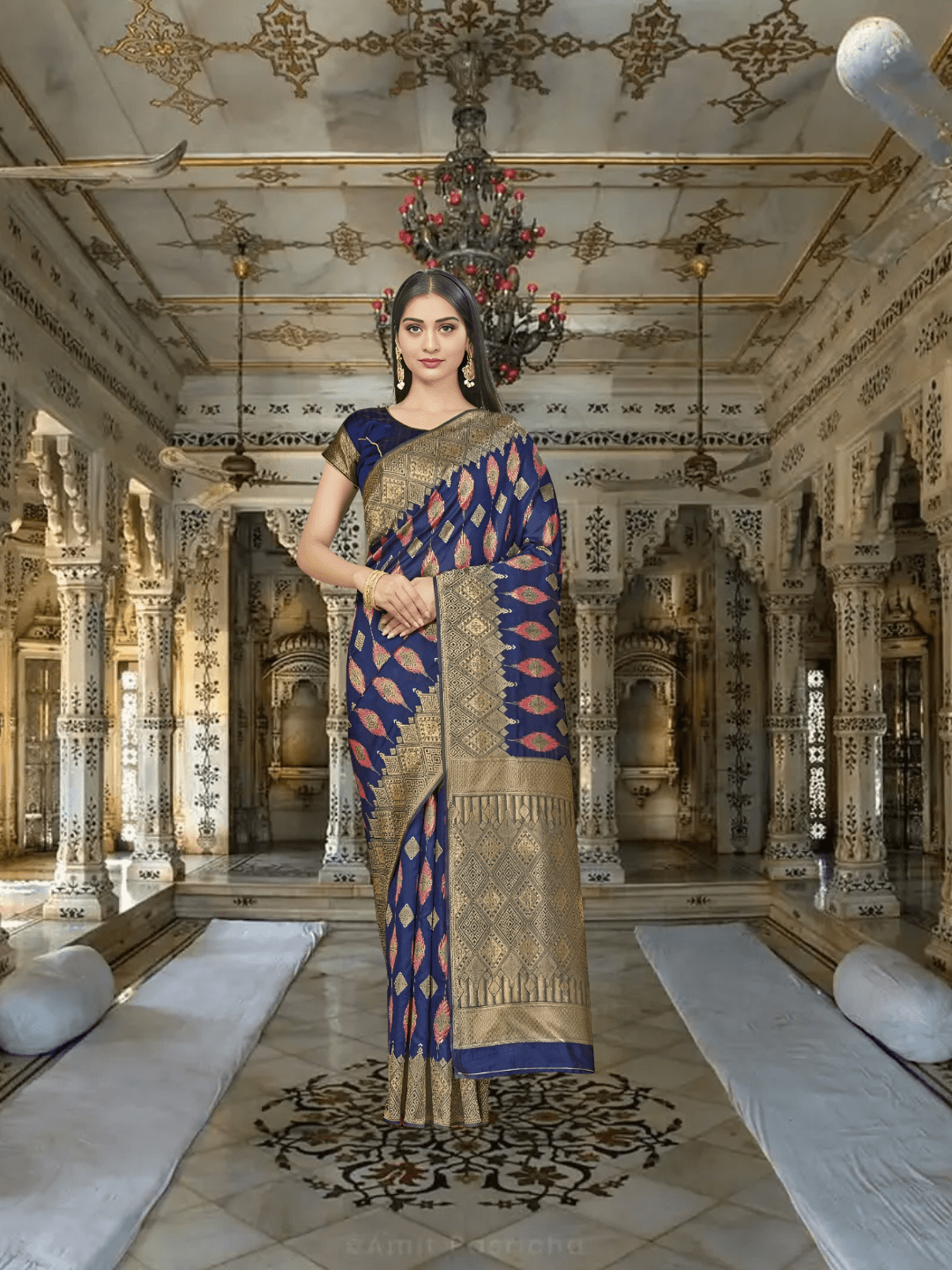 Model spinning: abstract gold patterns streaking like comet tails