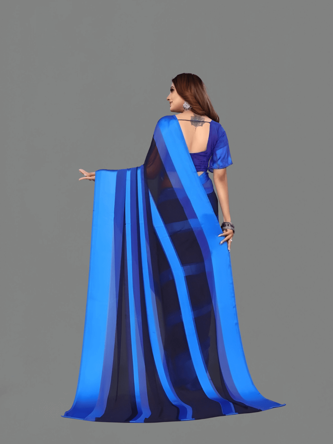 Close-up of cosmic wave print on Ocean Midnight saree