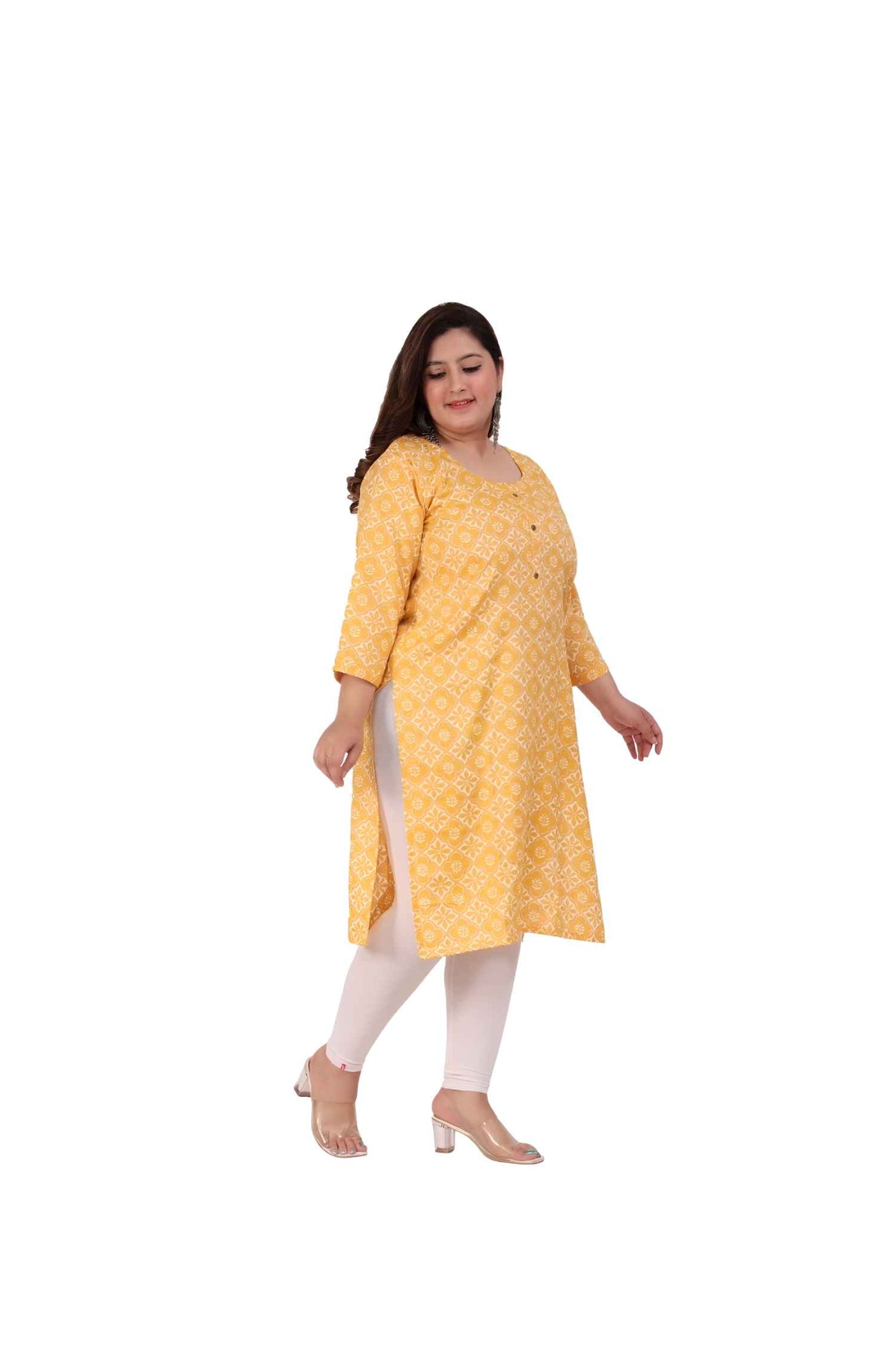 Side view showing the flow and comfort of the capsule kurti 💫