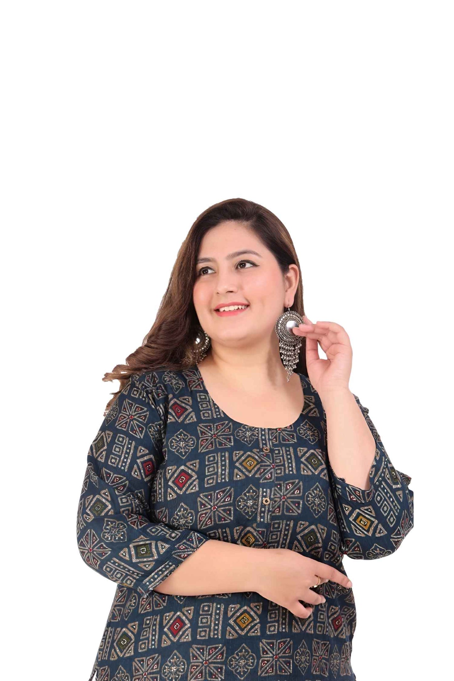 Isolated front view showing the kurti’s clean capsule fit 🌟