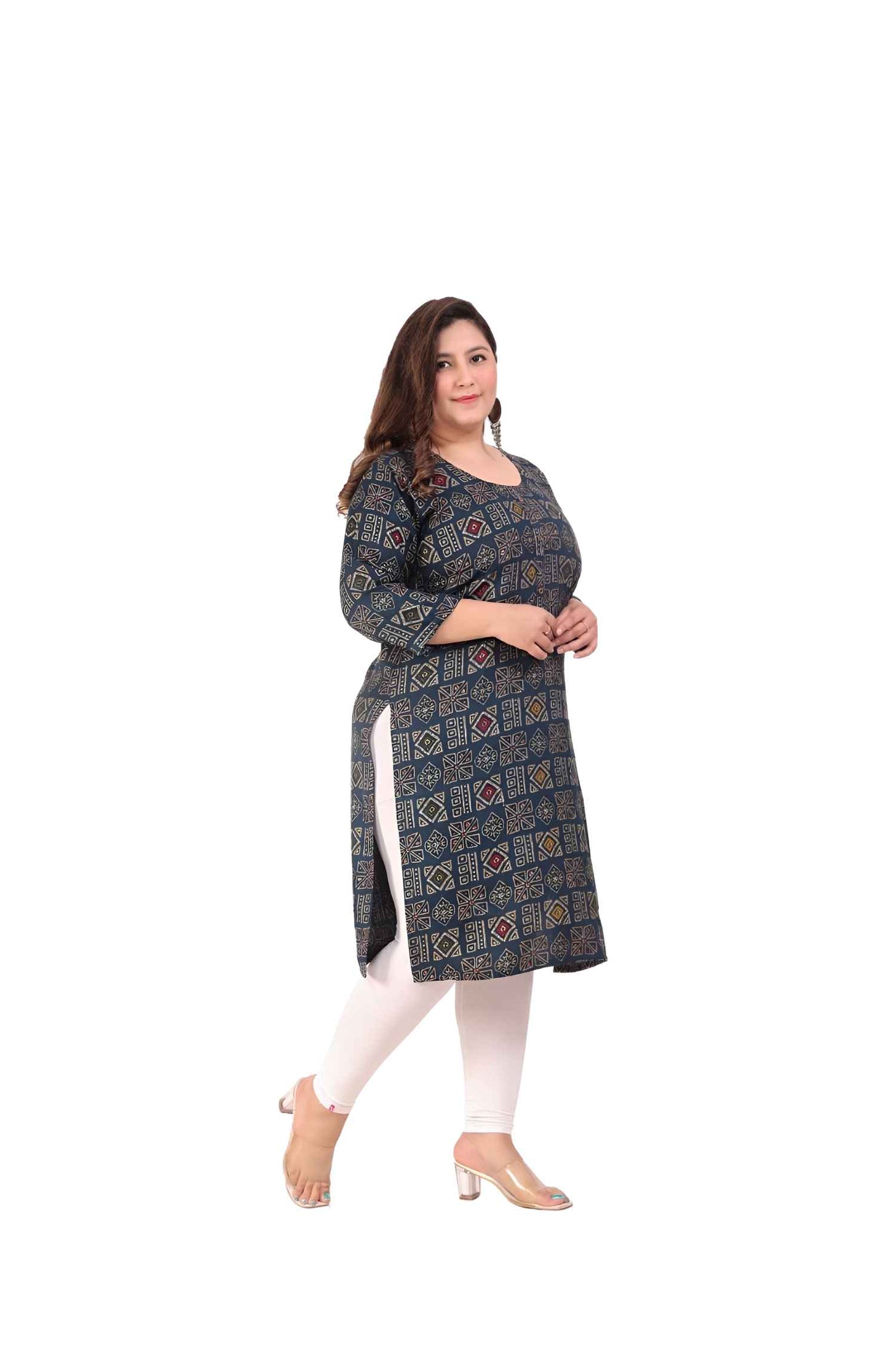 Side view showing the soft, structured silhouette 🍃