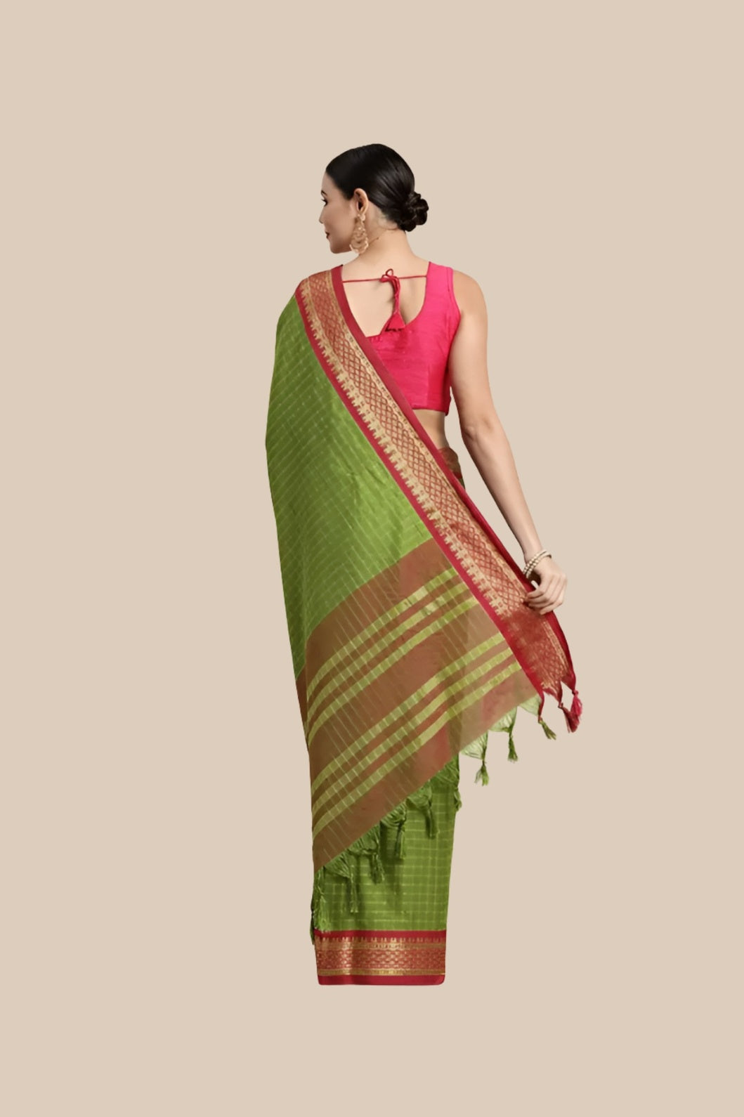 Studio rear view with pallu fall and pleat structure