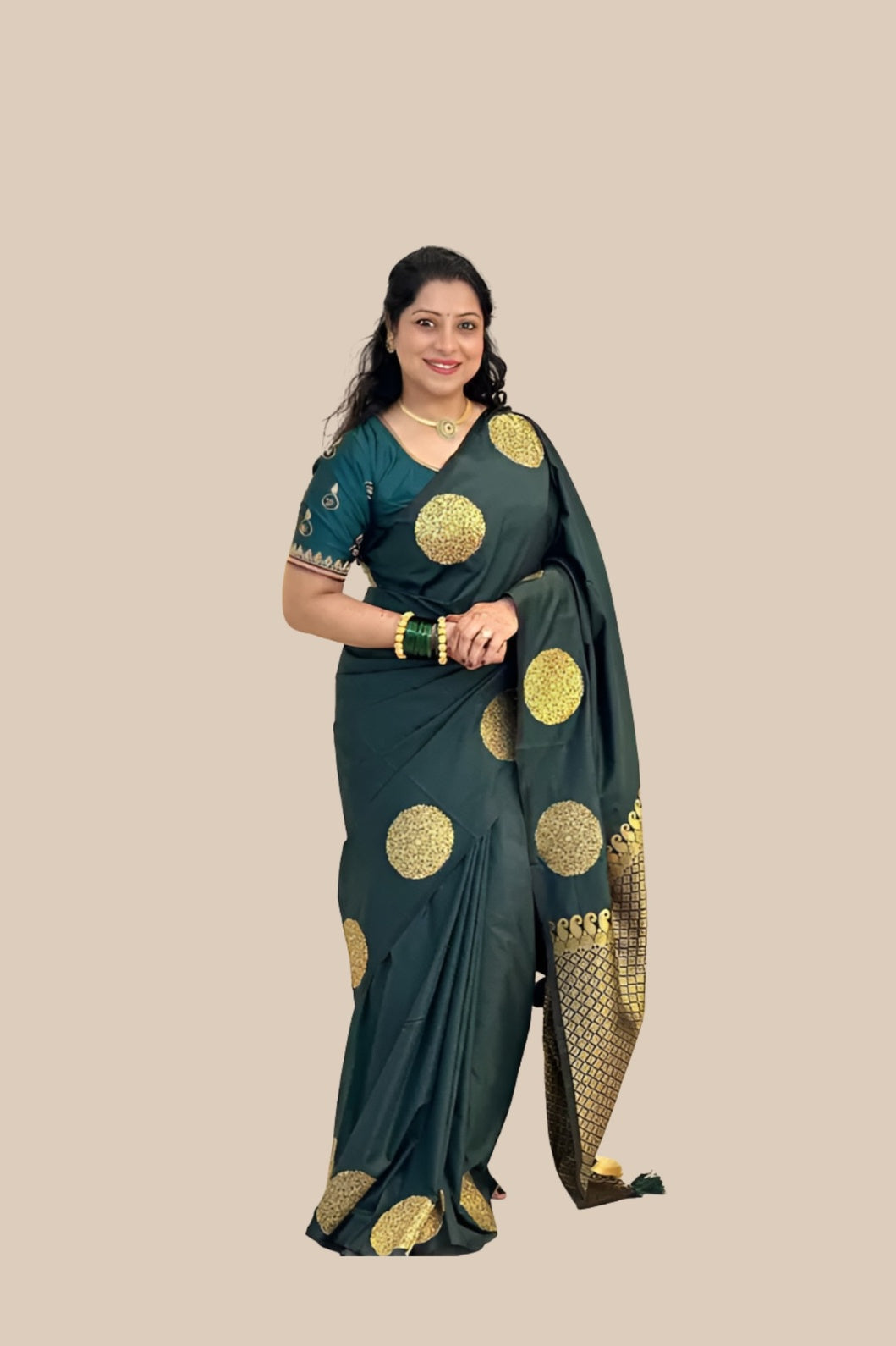 Right profile highlighting border and body