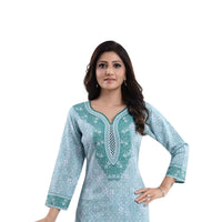 Kurti isolated like a water dream