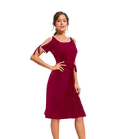 revealing the dress’s true maroon soul