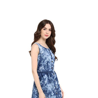 Side silhouette highlighting fit