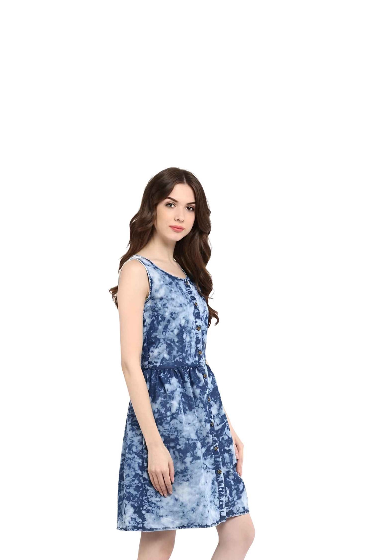 Side silhouette highlighting fit
