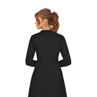 Full back pose – clean knit design without shoulder netting