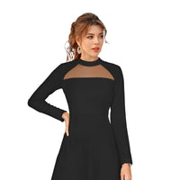 Studio front view – form-fitting black silhouette
