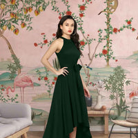 Front view: Halter neck framing the verdant void