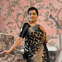  Left profile with pleats and silk fall
