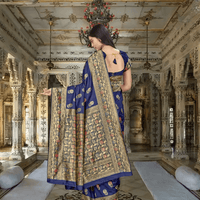 Saree draped under