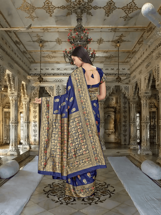 Saree draped under