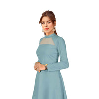 Cutout side view of pista body-hugging dress