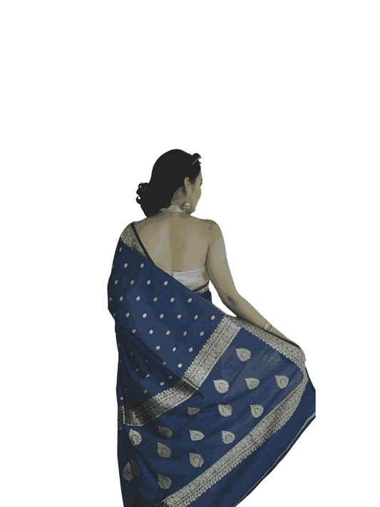Rear angle showing fall and length
