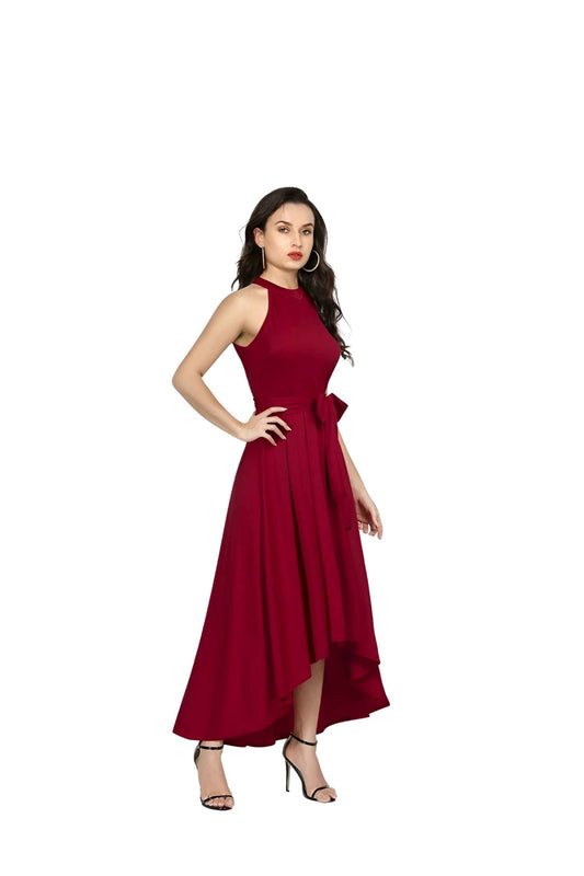 Dress isolated like a rest between notes