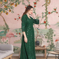  Side pose showing natural cotton fall