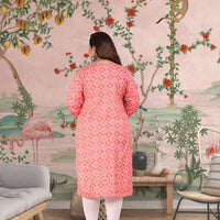  Rear shot highlighting the "Velvet Dawn" print 🌷